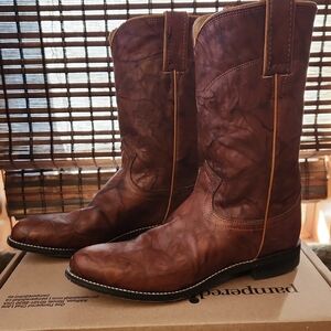 Justin Boots Distressed Brown Leather Western Boots